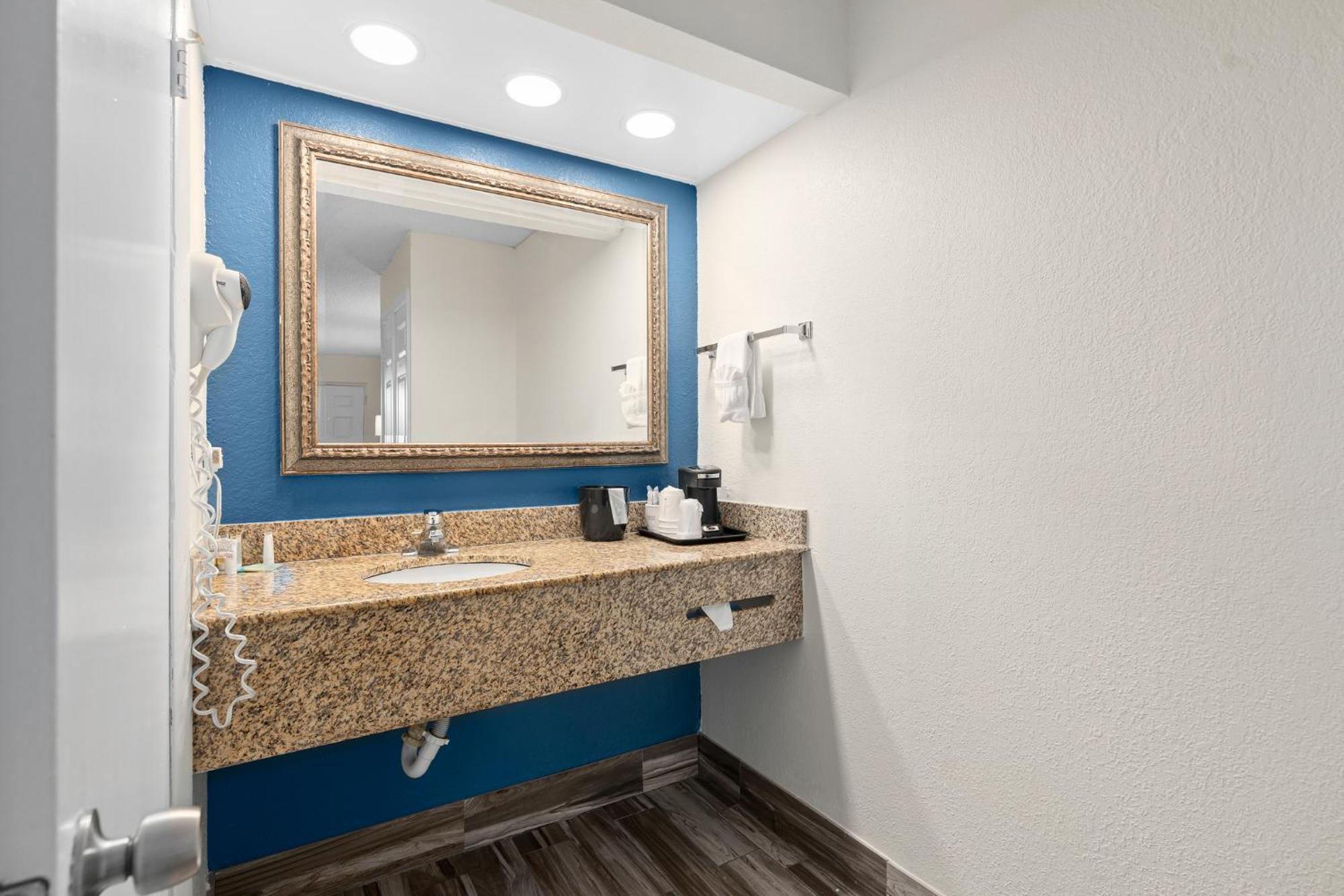 Hotel Baymont By Wyndham Orlando East Alafaya Zewnętrze zdjęcie