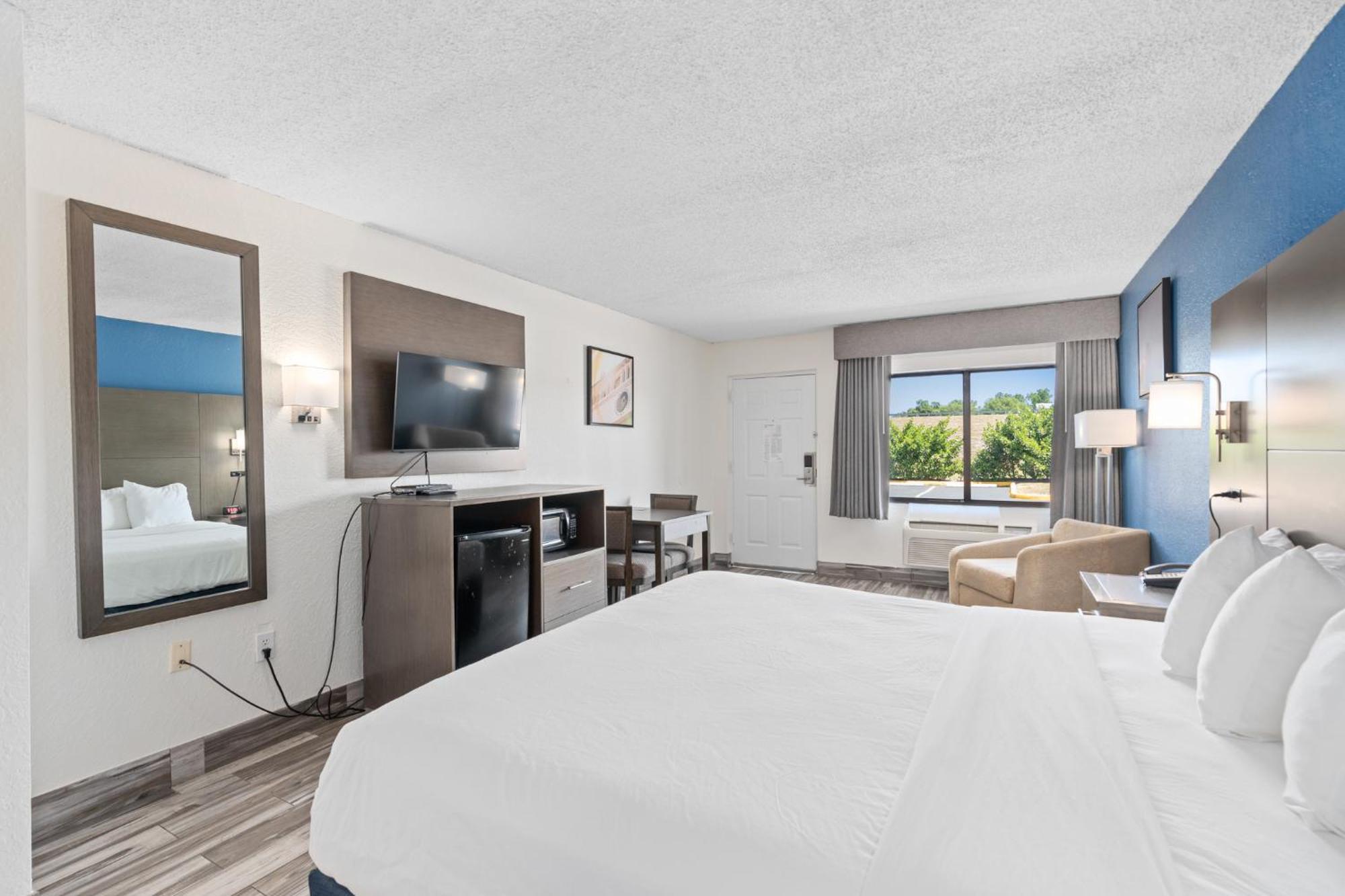 Hotel Baymont By Wyndham Orlando East Alafaya Zewnętrze zdjęcie