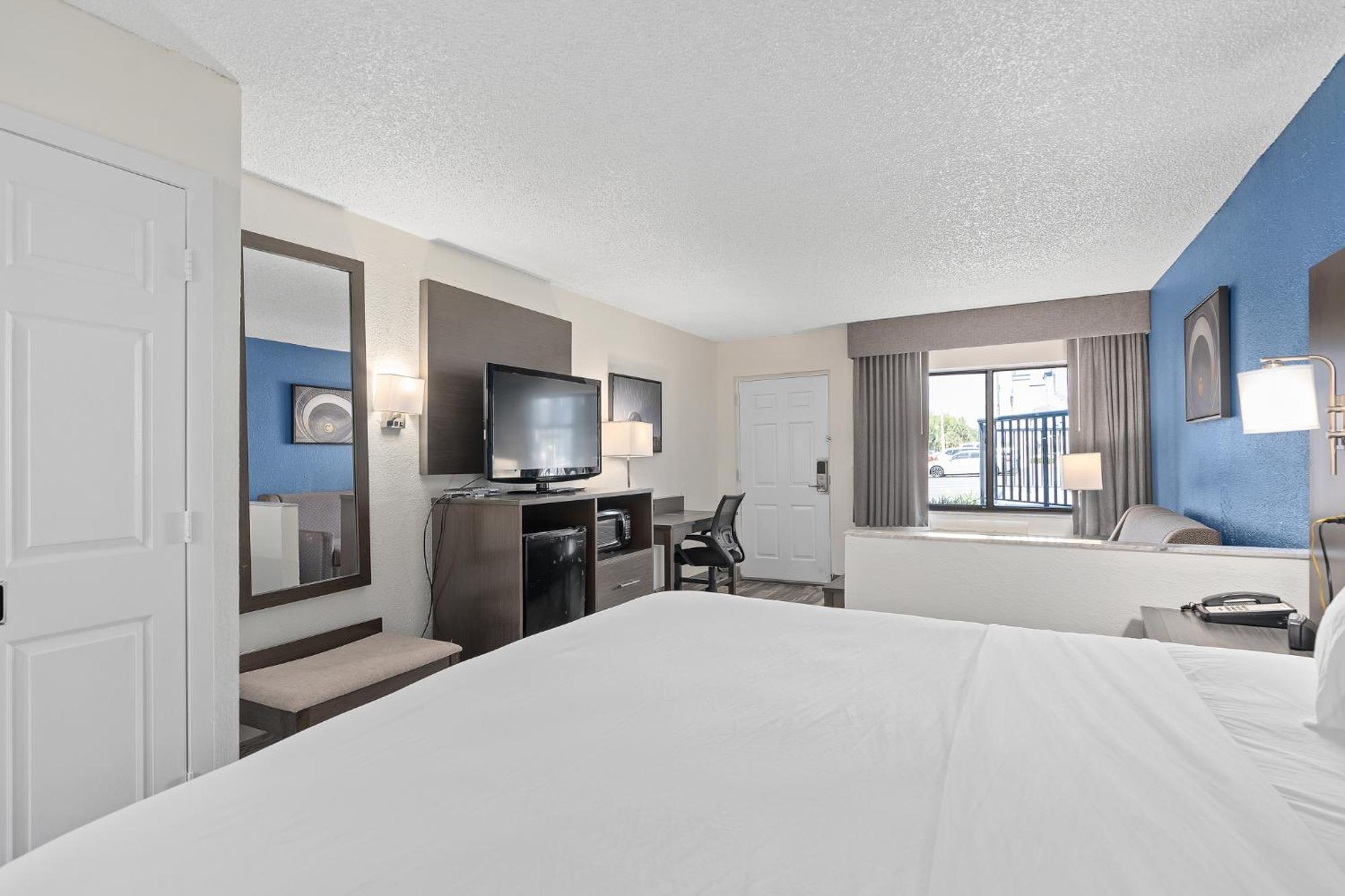 Hotel Baymont By Wyndham Orlando East Alafaya Zewnętrze zdjęcie