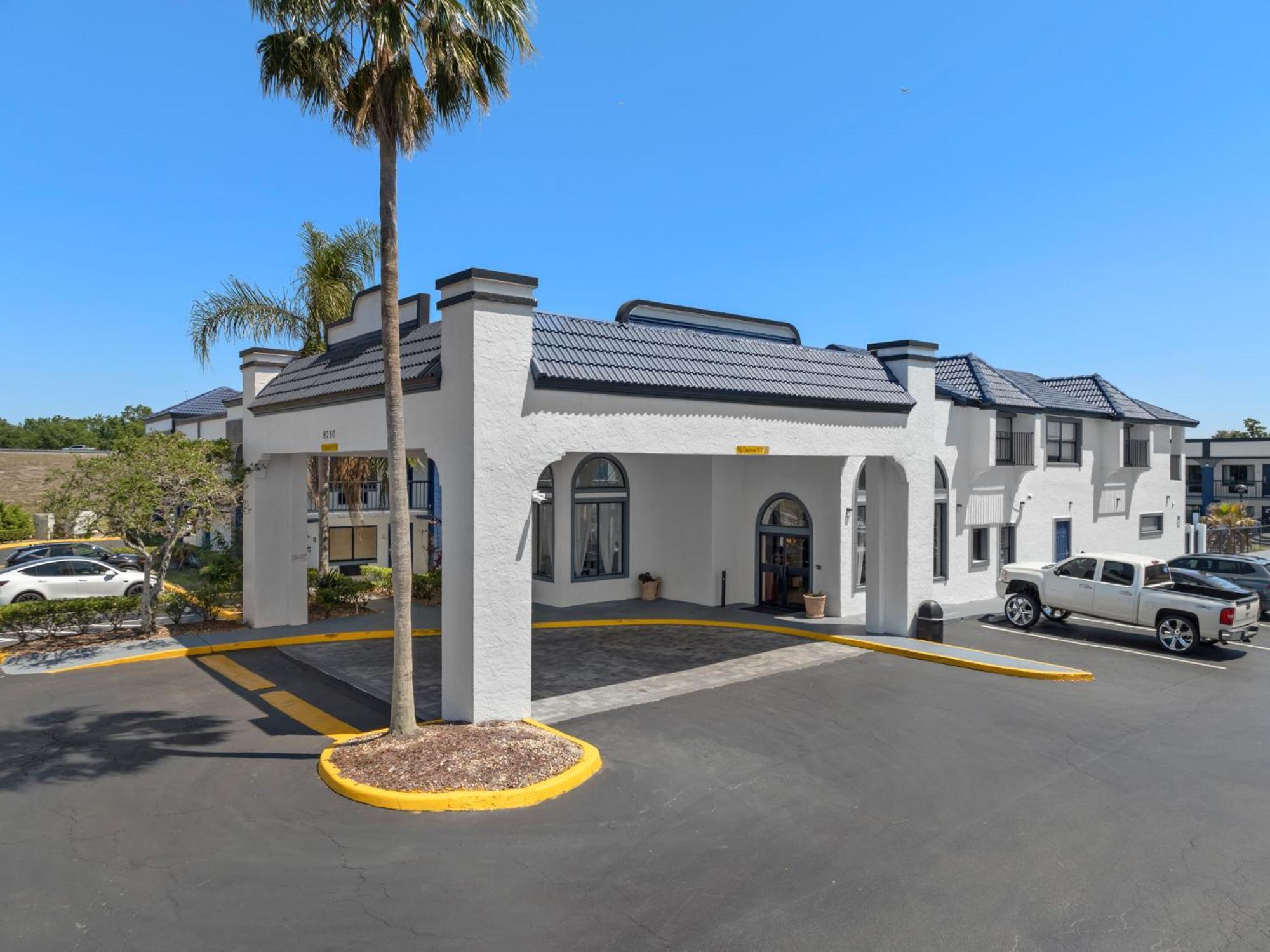 Hotel Baymont By Wyndham Orlando East Alafaya Zewnętrze zdjęcie